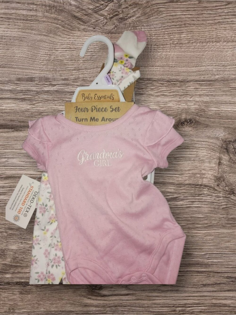 NWT Baby Essentials Grandma's Girl 4-Piece Layette Set Newborn